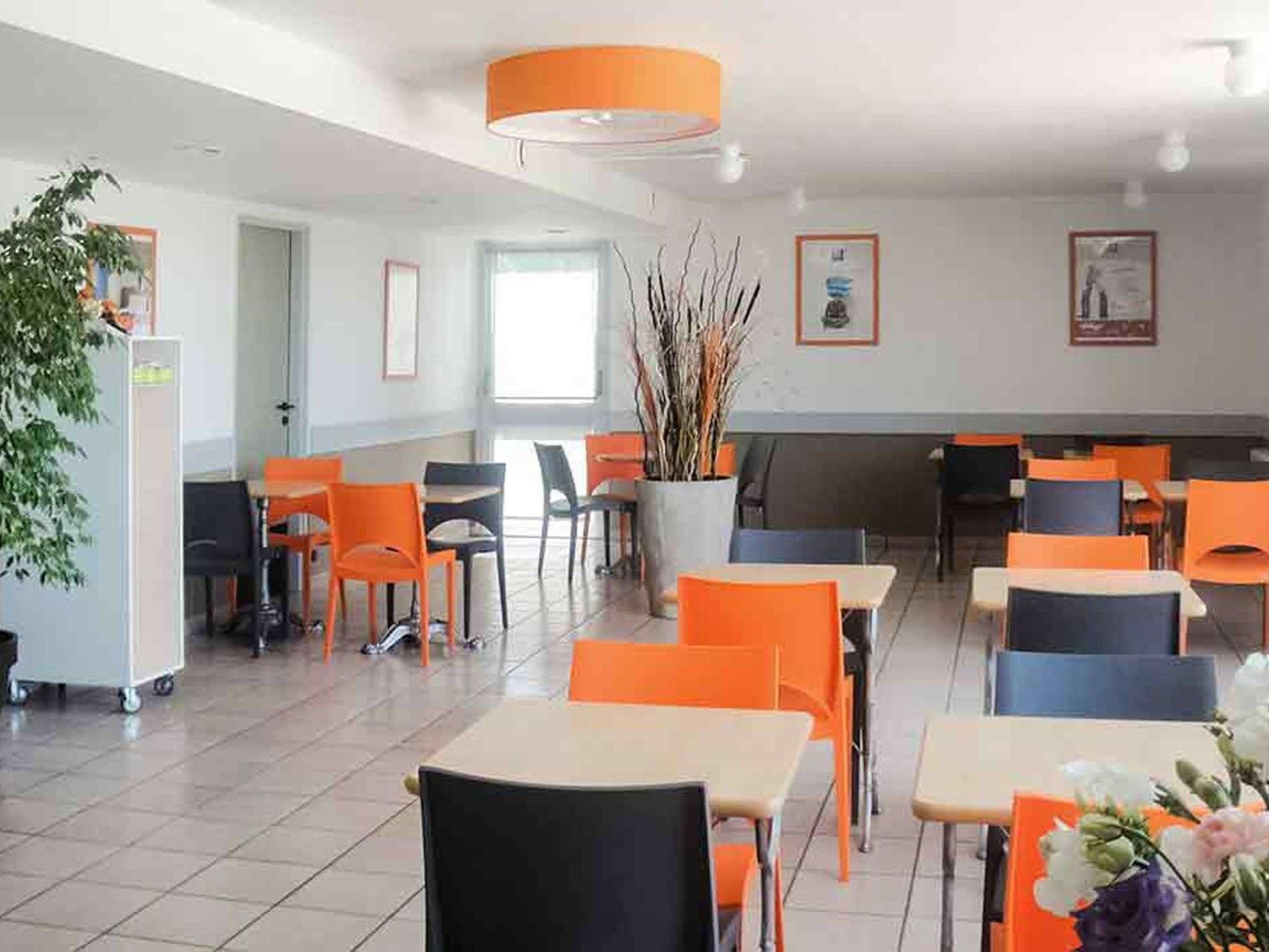 Ibis Budget Chatellerault Nord Exterior foto