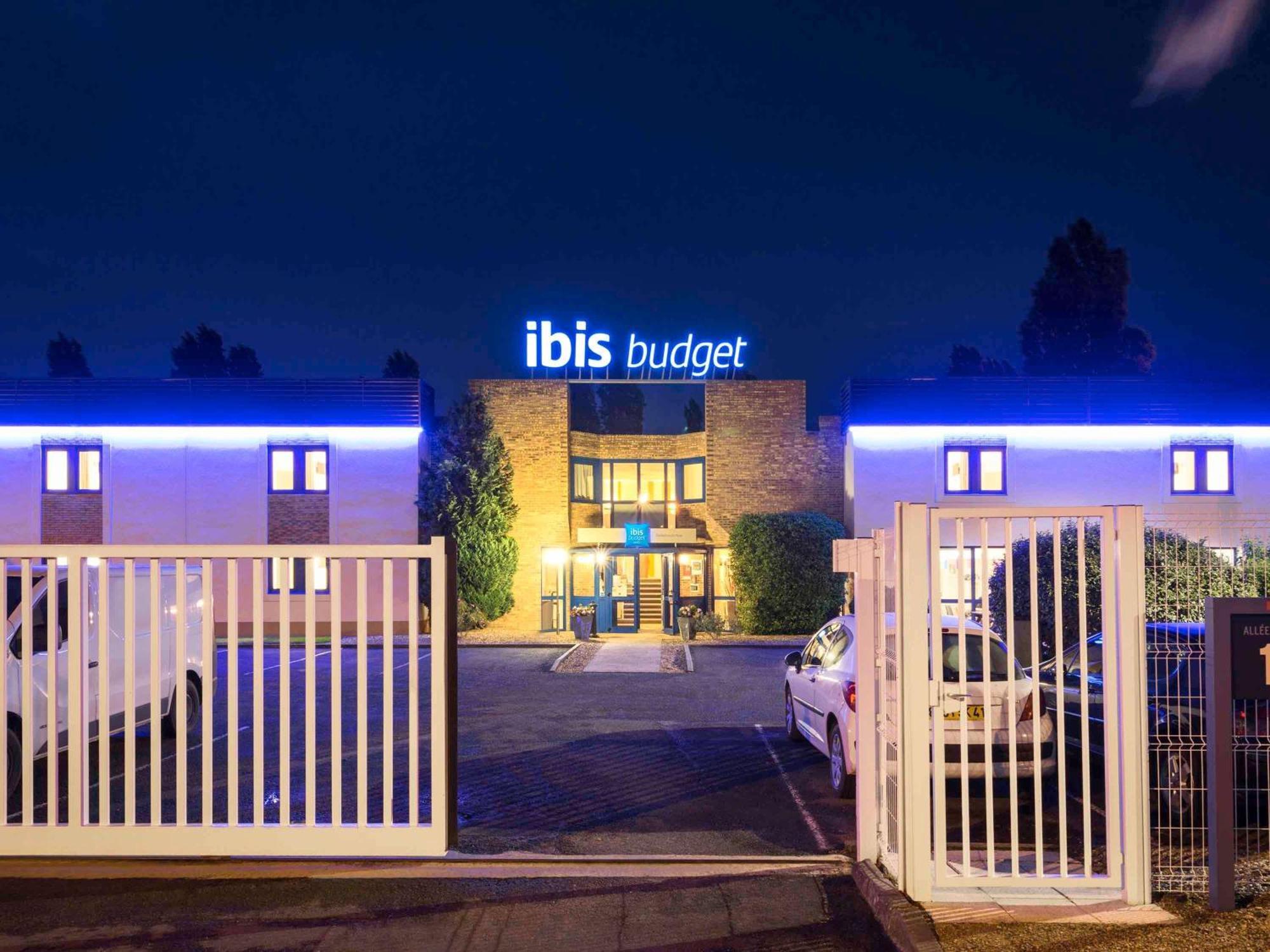 Ibis Budget Chatellerault Nord Exterior foto